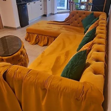 Apartment Azizi Luxury - Pool & Navodari